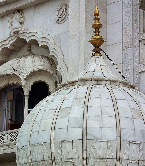 SIKH TEMPLE, DELHI | India architecture, Indian architecture, Art and ...