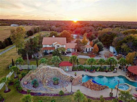 You And 15 Of Your Friends Can Rent This Texas Paradise For Less | Resort style pool, Resort ...