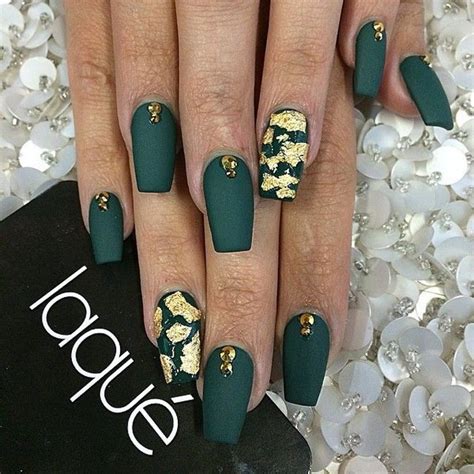100+ Awesome Green Nail Art Designs