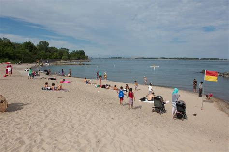 Toronto Beaches: Centre Island Beach