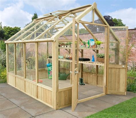 Top five traditional greenhouses for your garden - The English Garden