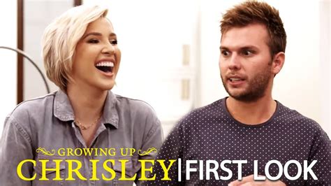 Your First Look at Growing Up Chrisley Season 3 | USA Network - YouTube