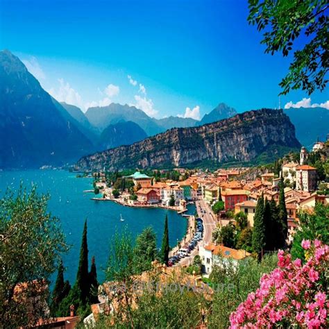 Garda Lake at Verona | Italy tourist attractions, Lake garda italy, Lake garda