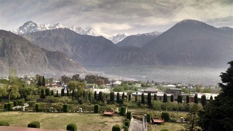 Gilgit_City_a_View_from_Gilgit_serena_hotel - Travel Continuously