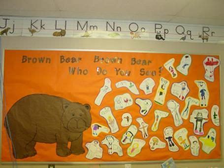 Pin by Pam Branco on Preschool - Brown Bear | Bear bulletin board ideas ...