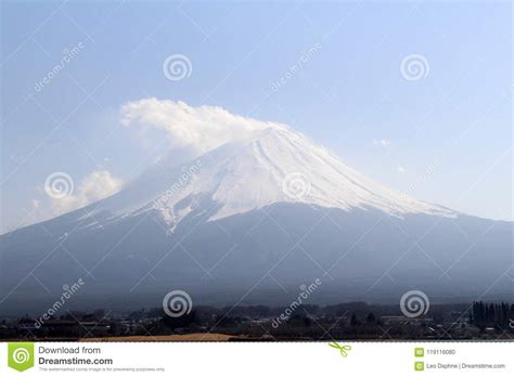 Mount Fuji As Seen from Lake Kawaguchi Stock Photo - Image of shore ...