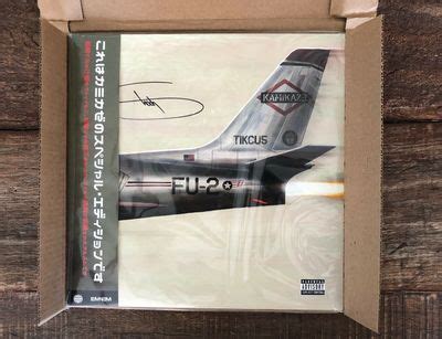 Gripsweat - Autographed Eminem Kamikaze Vinyl Night Combat Special ...