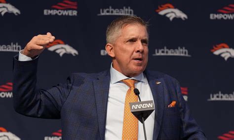 Broncos’ Sean Payton: To run off Russell Wilson’s “personal coaches”