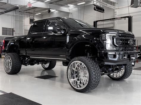 Lifted Trucks for Sale 2 – KG 1