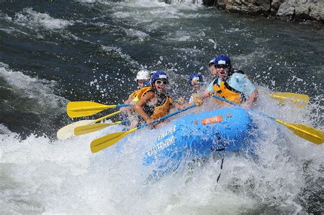 River rafting near Sacramento on the American river