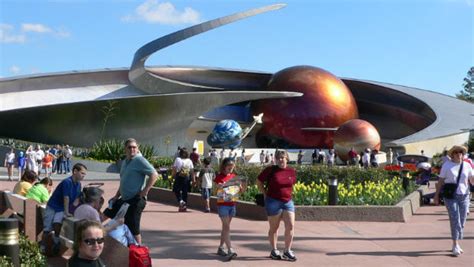 11 Terrifying Disney World Incidents – Page 4