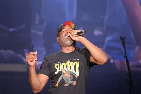 Darius Rucker Reveals 2022 Summer Tour Dates - Pollstar News