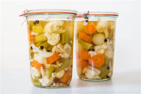 Giardiniera (Italian Pickled Vegetables) Recipe