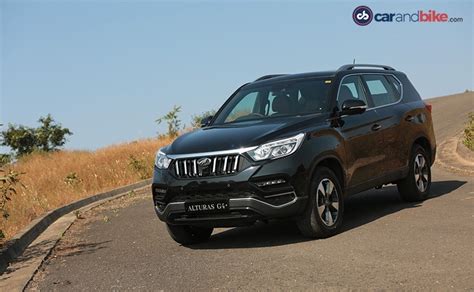 Mahindra Alturas G4 First Drive Review - CarandBike