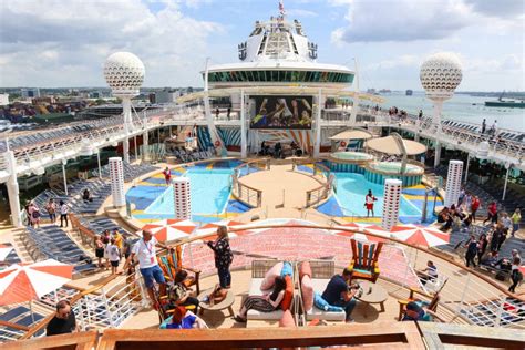 Royal Caribbean: Independence of the Seas Review