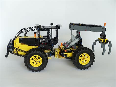 Custom Instructions 42081: Wheel Skidder