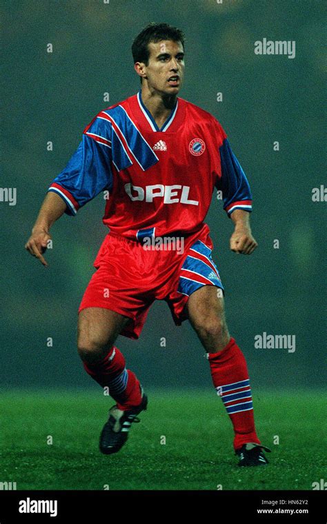 MEHMET SCHOLL BAYERN MUNICH FC 04 November 1993 Stock Photo - Alamy