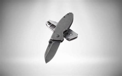 Best EDC Knife Reviews: 2023 Buyer's Guide to Cool Pocket Knives