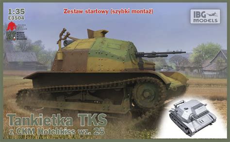 IBG E3504 1/35 TKS Polish Tankette with machine gun (includes quick build tracks) Plastic Model ...