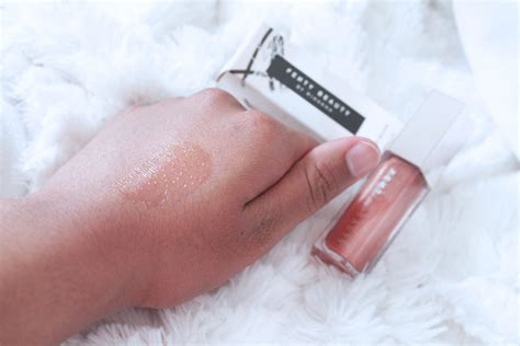 Beauty Review: Fenty Beauty Gloss Bomb — Vanessa Kingson