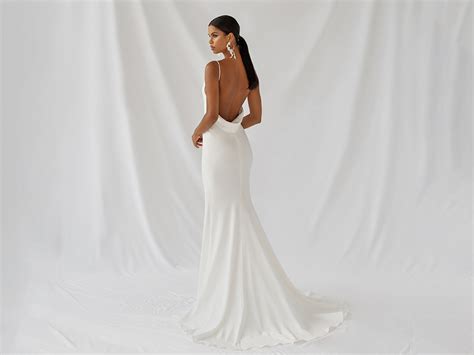 Elegant Lace Back Wedding Dresses