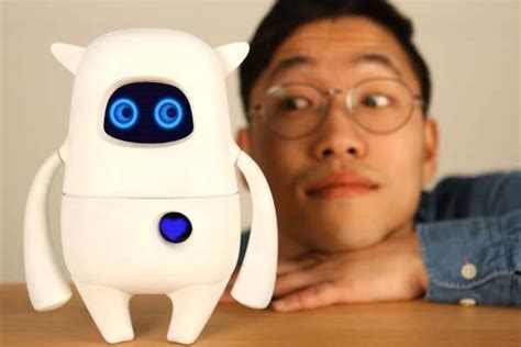 Musio Artificially Intelligent Robot | Gadgetsin