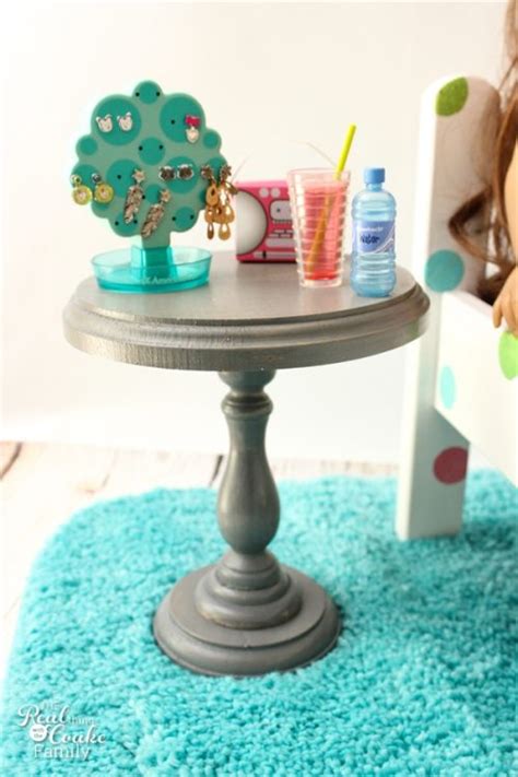 Simple DIY Doll Furniture