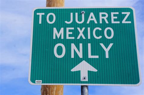 Photo Essay: Crossing the El Paso / Juarez border | Suffragio