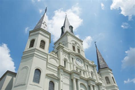 Royal Sonesta New Orleans Review: What To REALLY Expect If You Stay