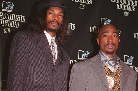 Snoop Dogg to Induct Tupac Shakur Into Rock and Roll Hall of Fame ...