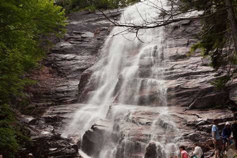 4 Exceptional Hiking Trails to Take in the White Mountains This Summer