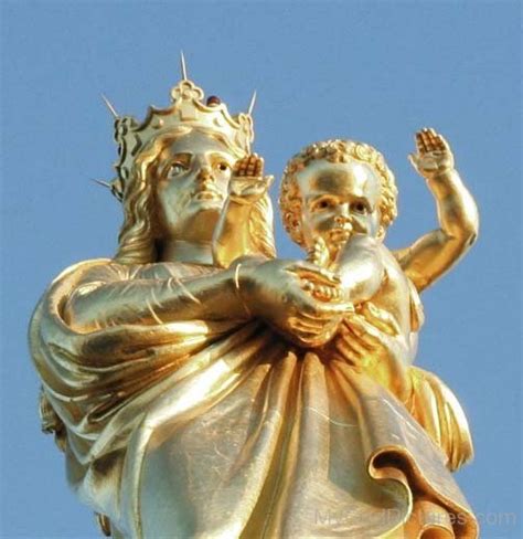 Golden Statue Of Mother Marry With Jesus