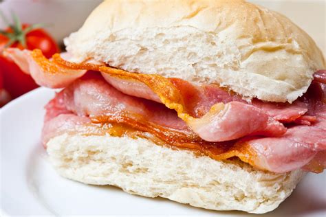 It's official: This is the correct way to make a bacon butty! — Yours