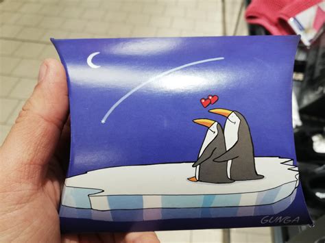 These penguins with both beaks and mouths... : r/CrappyDesign