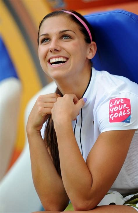 Alex Morgan Football Player Profile & Images 2011 | New Sports Stars