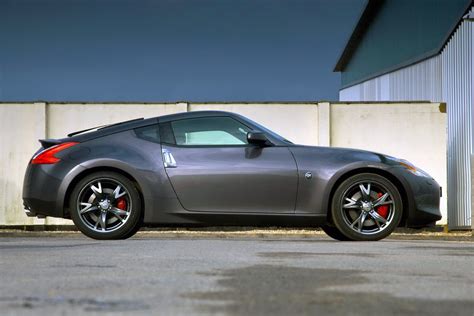 Nissan 370Z Coupe Black Edition Released - autoevolution