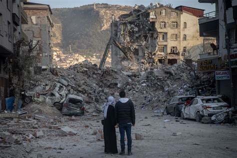 Turkey After a Cataclysmic Earthquake — with Soli Ozel - New Lines Magazine