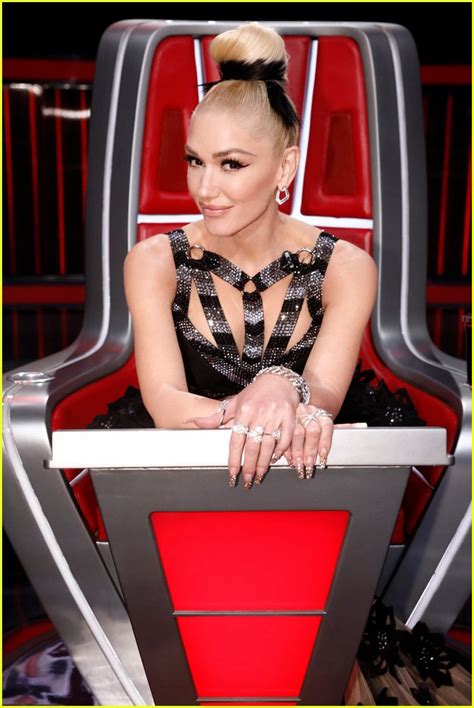 Gwen Stefani Wore Three Cool Outfits for 'The Voice' Live Finale - See ...