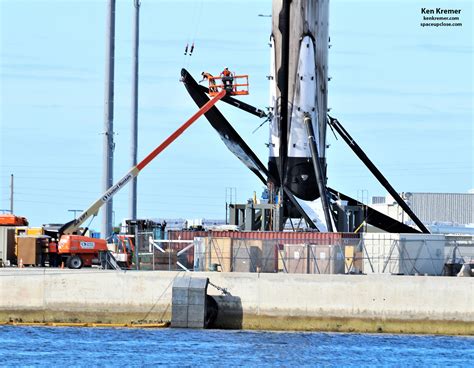 Space UpClose: SpaceX Recovered Falcon 9 Landing Legs Detached ...