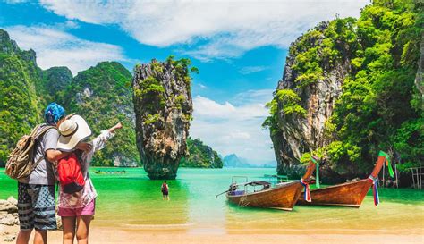 Thailand VS Vietnam: Which country is Better for Tourists?