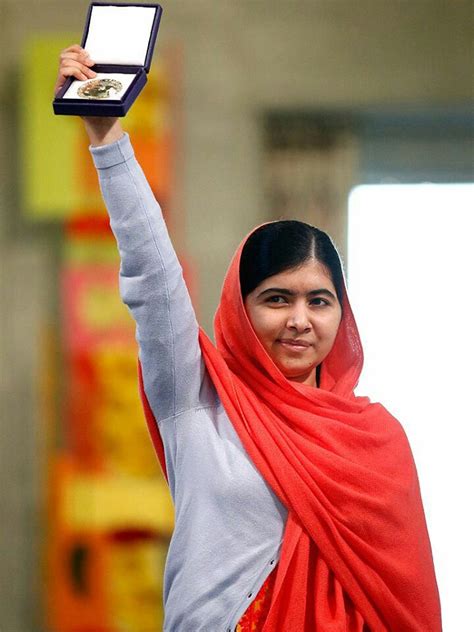 Malala Yousafzai winning the Nobel Prize | Malala yousafzai, Malala, Inspirational women