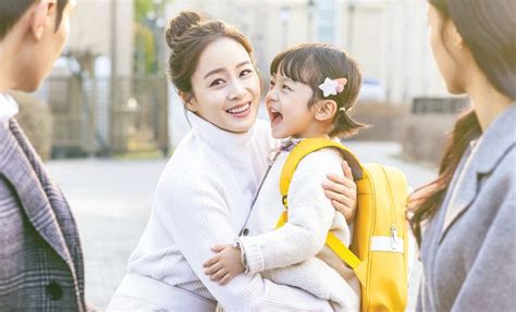 Kim Tae Hee Returns On Small Screen With Drama “Hi Bye, Mama!”