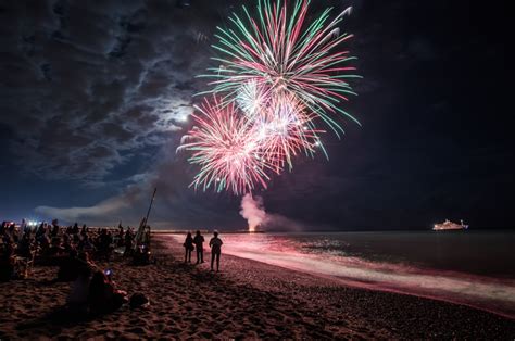 Fourth of July: Is it legal to set off fireworks in Florida?