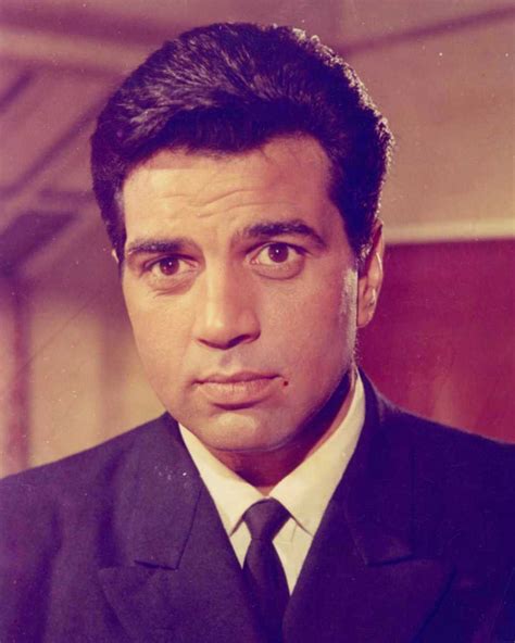 Dharmendra – The Superstar, Lost In Transition - Bollywoodirect