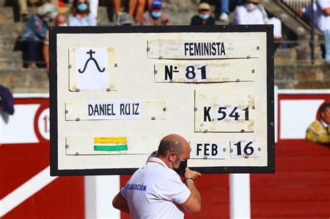 ! Murcia Today - Gijon Bullfights Scrapped After Feminist And Nigerian Are Killed In The Ring