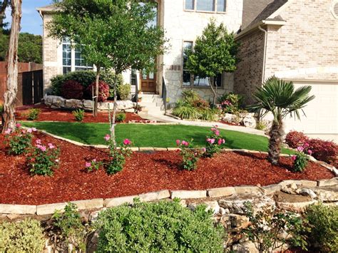 front-yard-landscaping-ideas-with-mulch - Blue Rock Landscape Materials