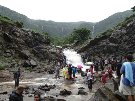 Scenic Waterfalls at Mulshi Dam - Journey & Life.