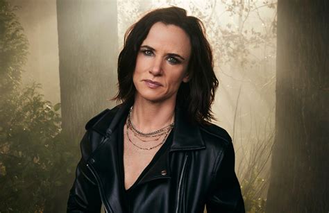 Yellowjackets - Season 1 Portrait - Juliette Lewis as Natalie - Yellowjackets photo (44178149 ...