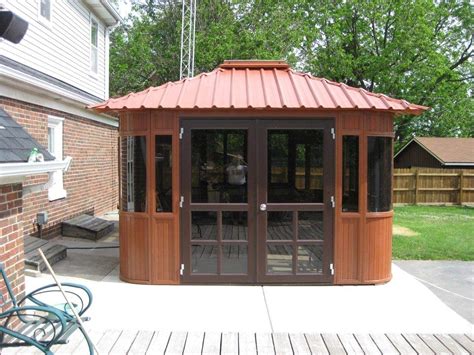 This Hot Tub Gazebo Turns Your Spa Into a Swim-Up Bar