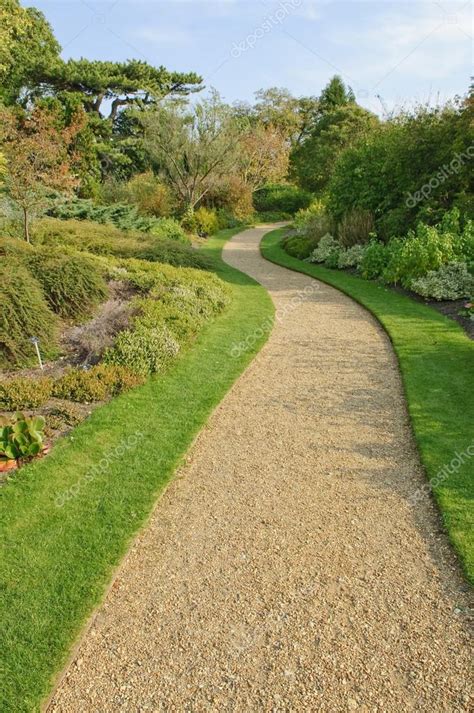 Gravel path in English park — Stock Photo © damnura #24383483